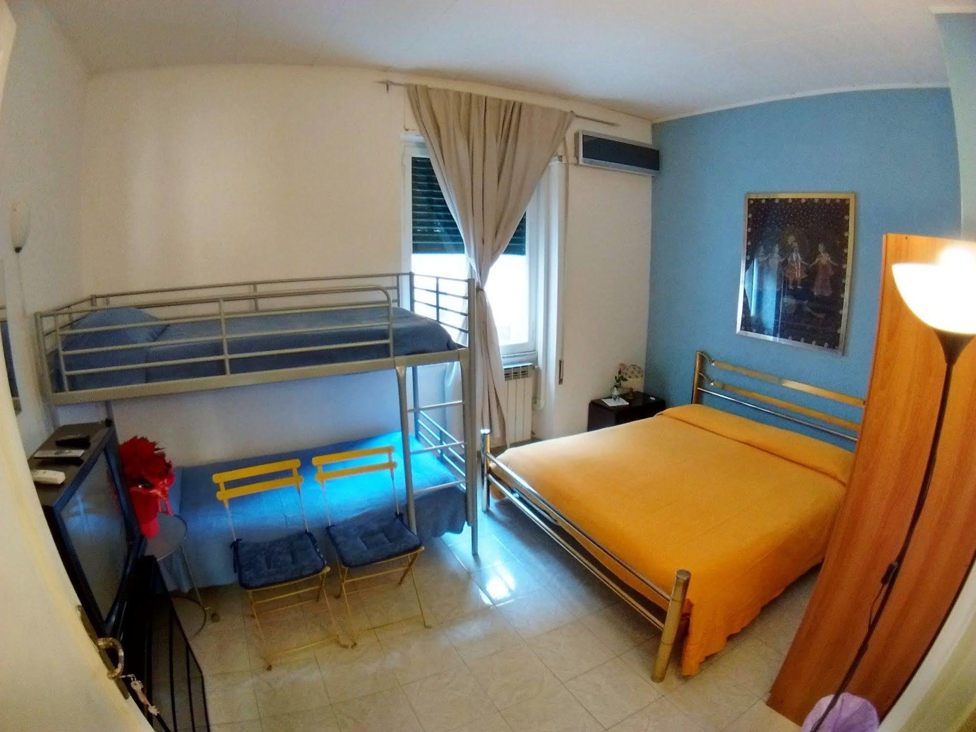 Walkincenter Bed & Breakfast Roma Exterior foto